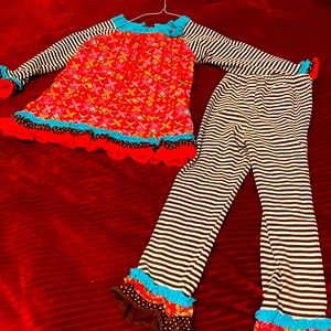 Unique girl’s size 6 - rare edition like new!.